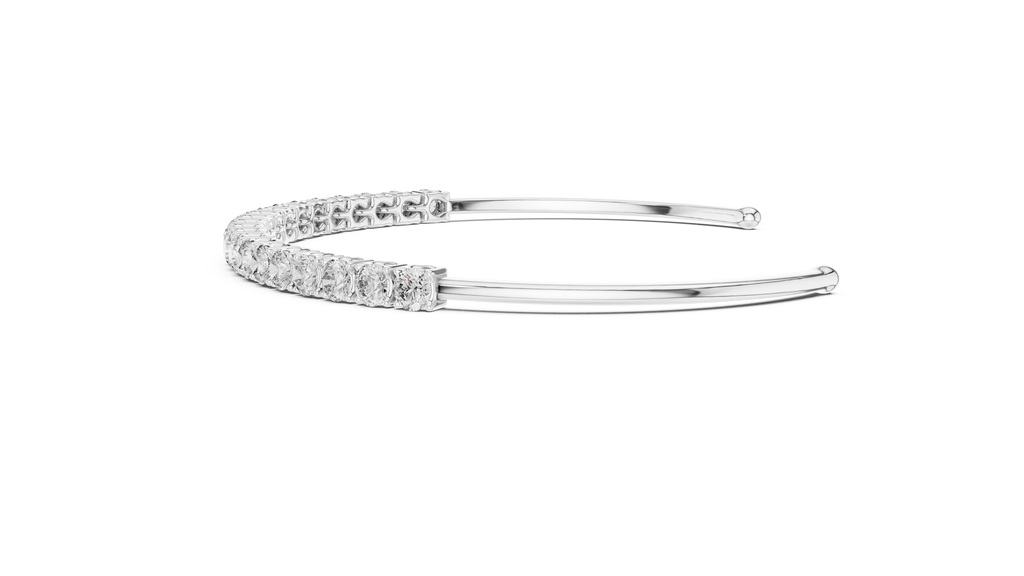 Manschette mit Diamanten im Rundschliff