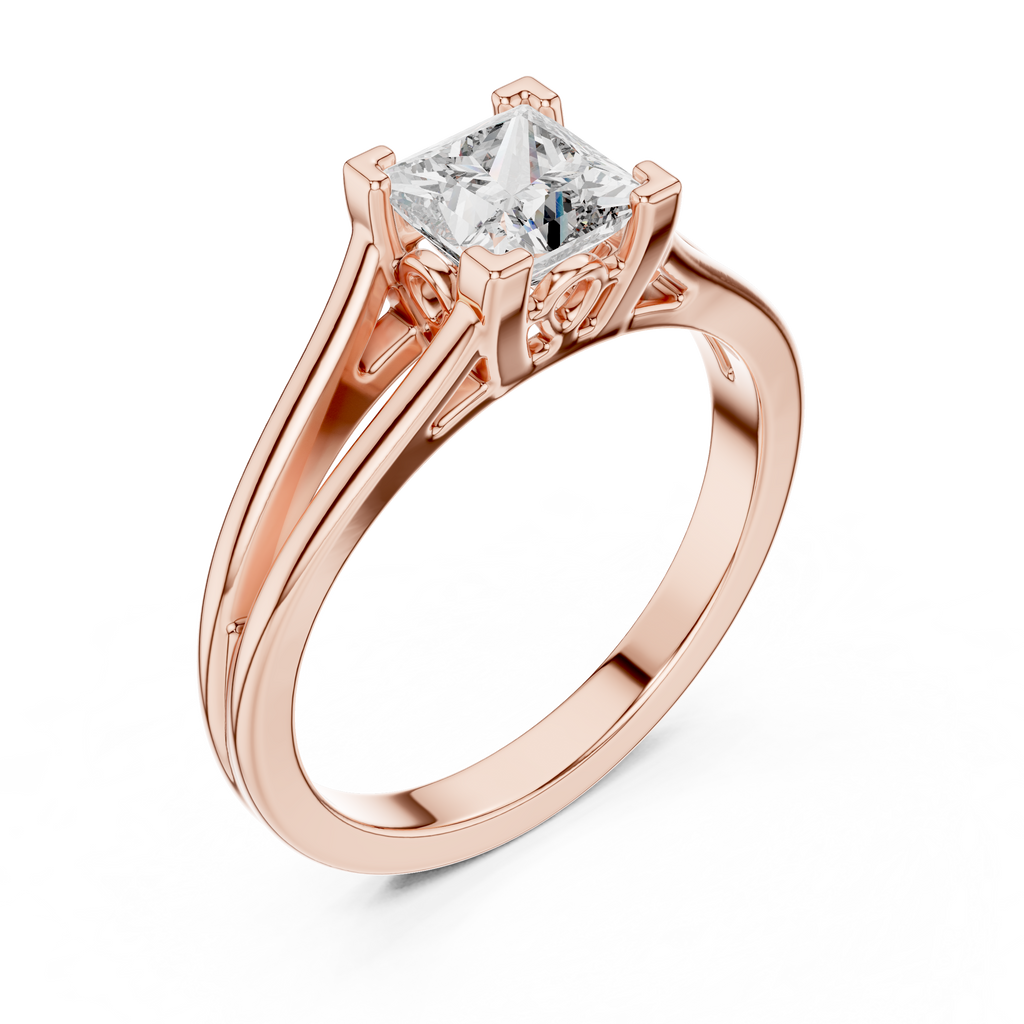 Diamantring im Princess-Schliff mit aufwendiger Fassung im Antik-Stil