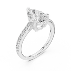 Brillanter Diamant in Tropfenform mit einem funkelnden, diamantbesetzten Band