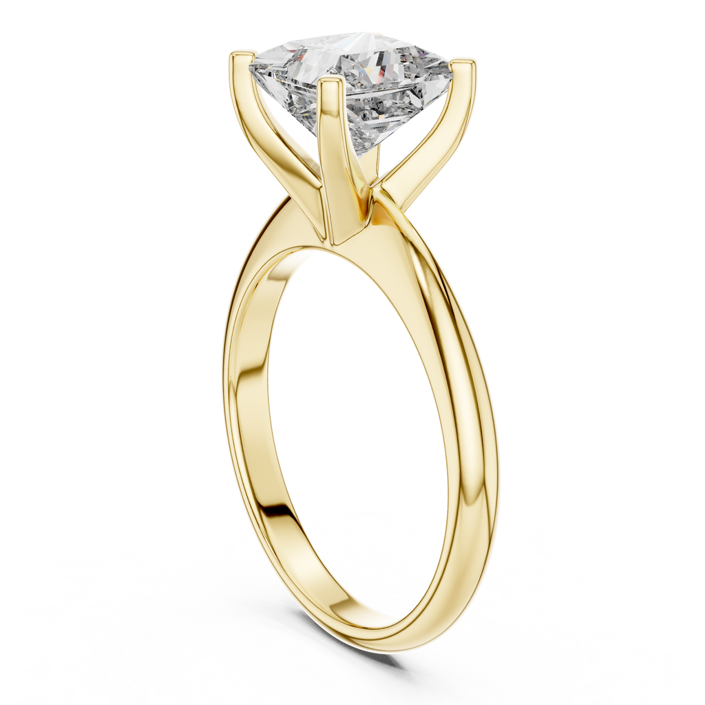 Prinzessschliff-Diamant in einer modernen Kathedralenfassung