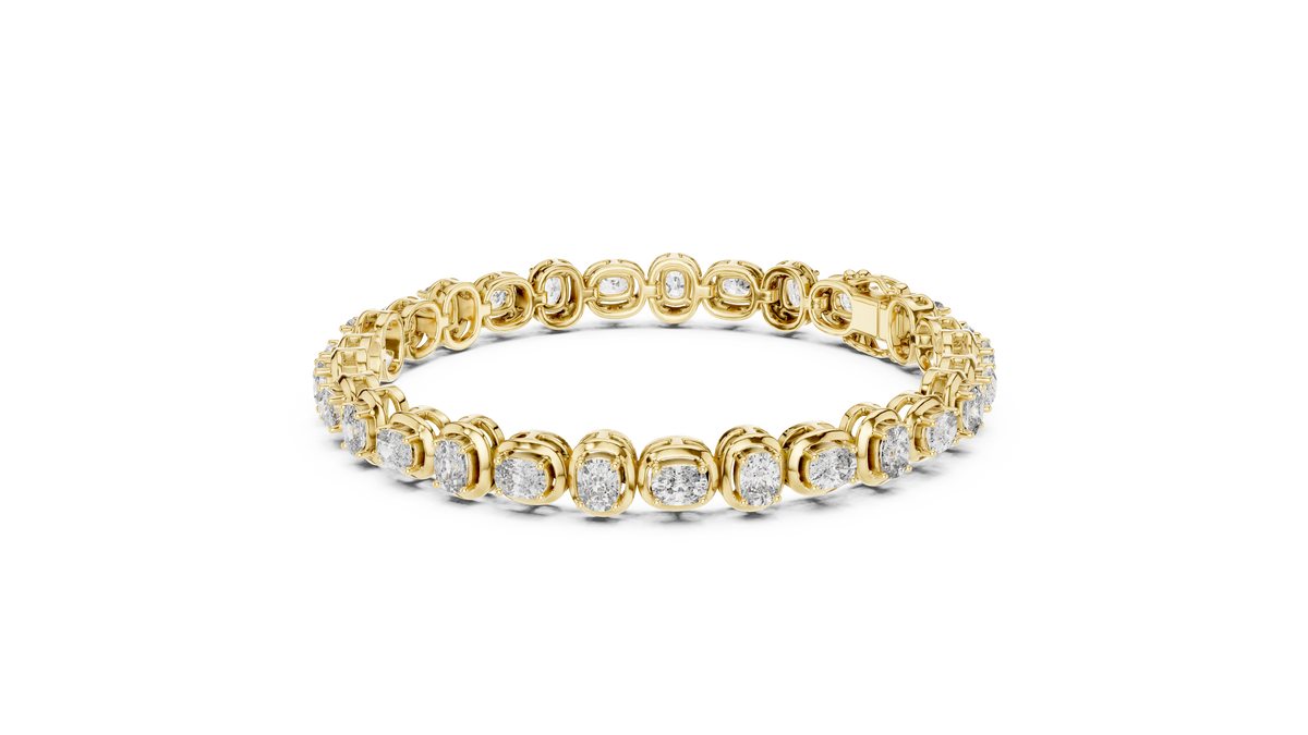 Cocoonelle Framed Cushion Cut Lab Grown Diamond Link Bracelet