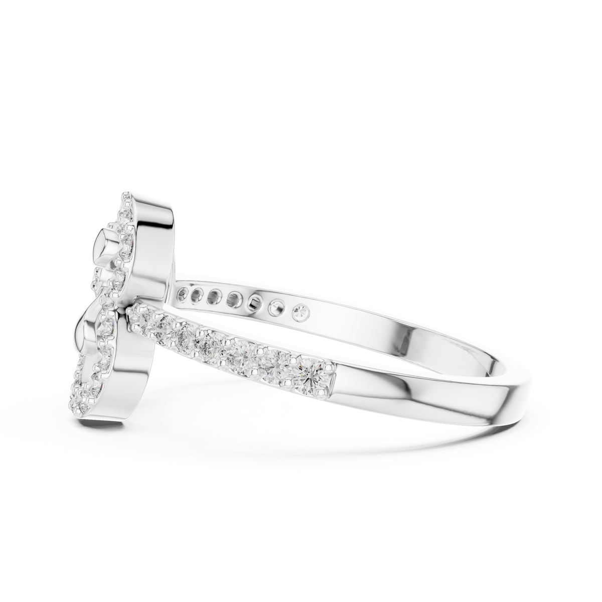 Cloverelle Open Clover Outline Pavé Lab Grown Diamond Ring