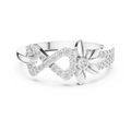 Eternelle Infinity Loop Flower Pavé Lab Grown Diamond Ring